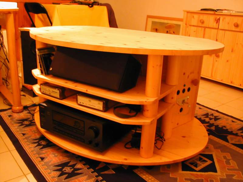 http://myhtpc.chez-alice.fr/htpc_img/meuble.JPG