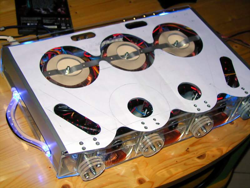 http://myhtpc.chez-alice.fr/htpc_img/placage3.JPG